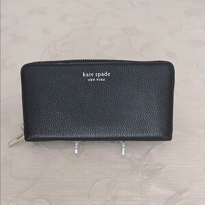 NWOT - Kate Spade Wallet - Black 
& Pink/Beige Large Continental Zip Around